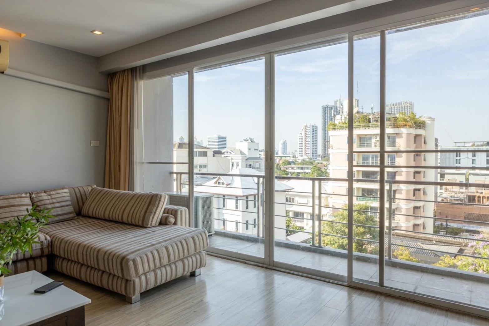 P Villa Lamoon Thonglor Bangkok Eksteriør billede