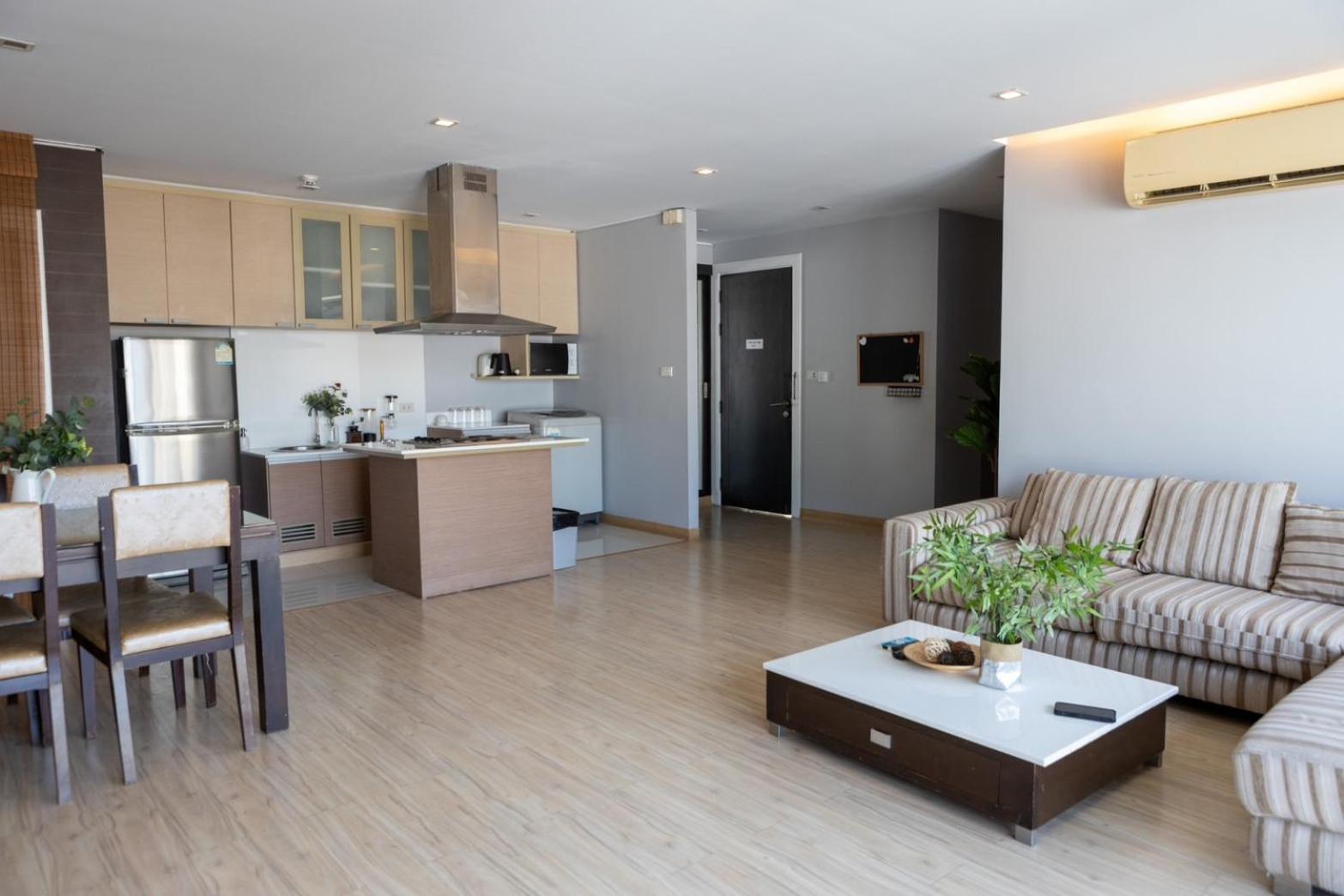 P Villa Lamoon Thonglor Bangkok Eksteriør billede